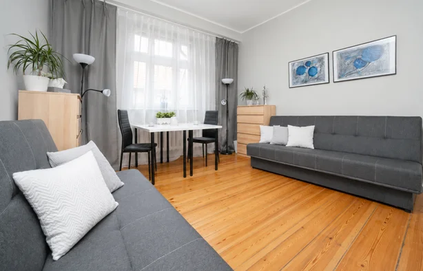 Duży pokój nr 3, przy ul. Jaśkowa Dolina 72, Gdańsk-1