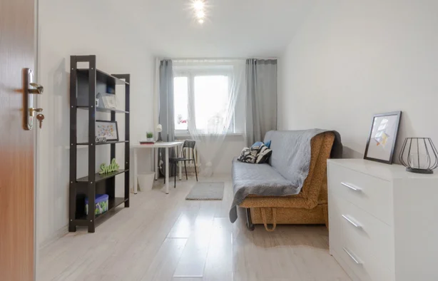 Single room No. 5 ul. Chrobrego 32, Katowice-1
