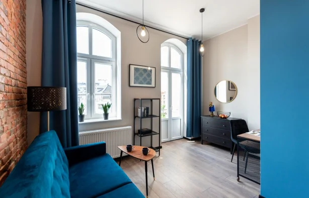 Długa 18/10b/1, Poznań-1