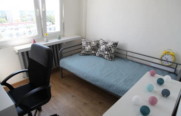 Single room no. 3 ul. Bartoka 9/ Widzew, Łódź-1