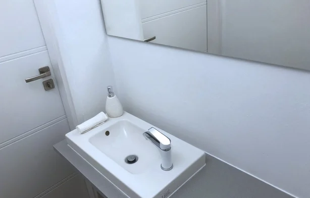 room 3 for one person, METRO WAWRZYSZEW, Warszawa-1