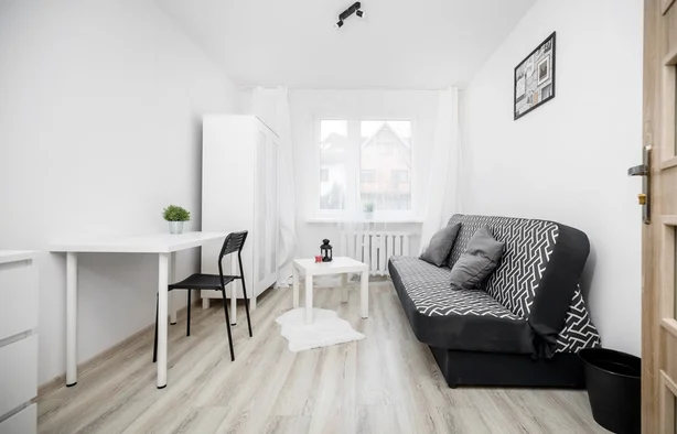 Single room 1 at Tyrmanda 2/2, Wroclaw-1