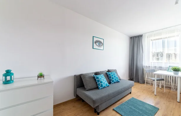 Room 11.7 m2 in a great location, o. H, ul. Broniewskiego 1 (P1), Tychy-1