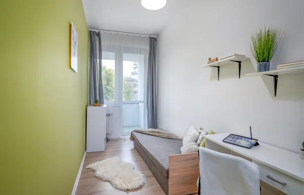 Room with a balcony in a great location, Metro Wierzbno, room no. 3, Warszawa-1