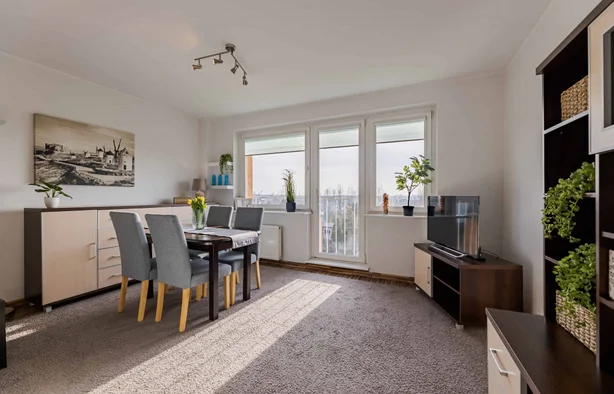 Sunny studio apartment with a great view - Wyszyńskiego 68, Łódź-1