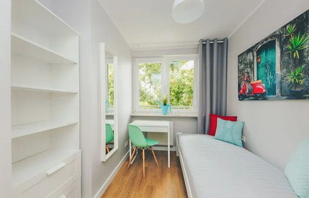 Gierymskiego 3, single room no.2, Warszawa-1