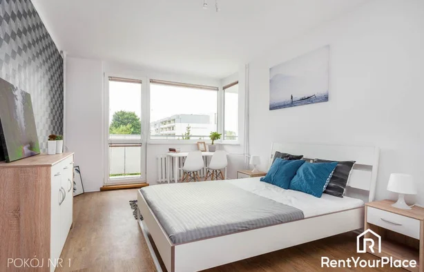 Pokój jednoosobowy nr 1 w centrum Moreny, ul. Burgaska, Gdańsk-1