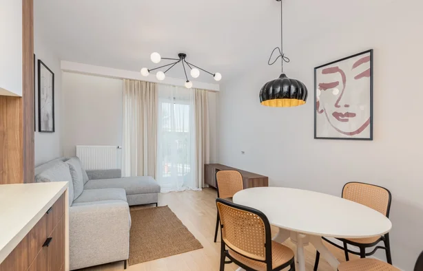 Kawalerka z oddzielną sypialnią | Przyjaźni Polsko-Węgierskiej 6, Kraków-1