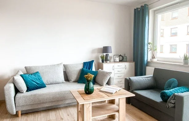 Komfortowa kawalerka z balkonem przy ulicy Leszczynowej , Gdańsk-1