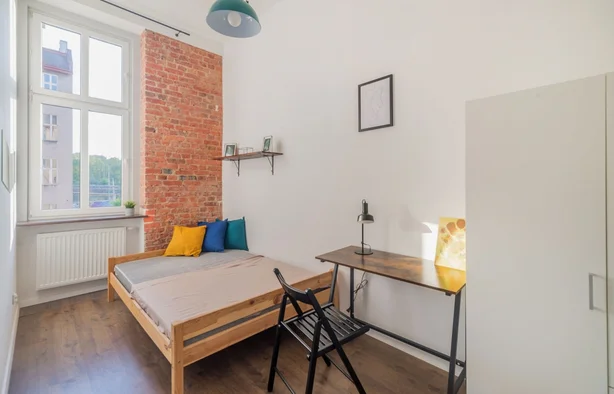 Pokój 1 przy ul. Gdyńskich Kosynierów 9,10,11 w Gdańsku, Gdańsk-1