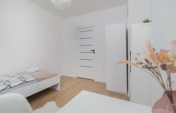 Room 2 at ul. Saint Barbara 12 in Gdańsk, Gdańsk-1