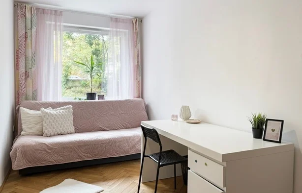 Pokój 1 przy ul. Bobrowej 7 w Gdańsku, Gdańsk-1