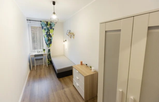 Pokój jednoosobowy nr 5 Plebiscytowa 38, Opole-1
