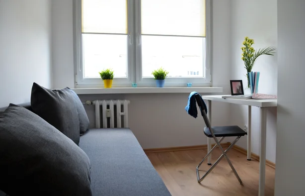 Single room in a 3-room apartment close to Manufaktura and Plac Wolności, Łódź-1