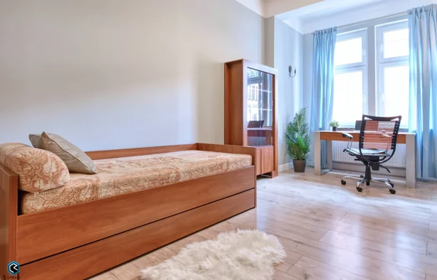 | Unique room | 20m2 | Półwiejska Street |, Poznań-1