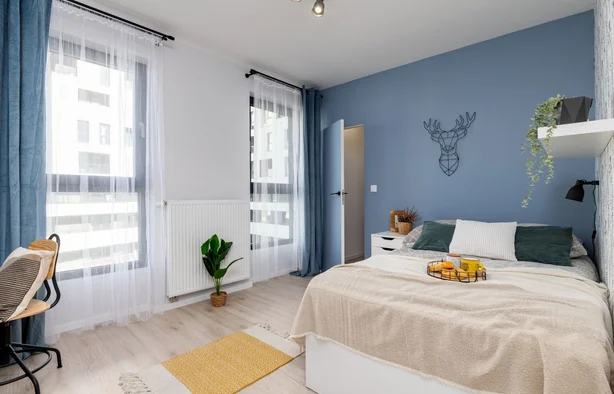 Al. Kijowska Pokój jednoosobowy z prywatną garderobą - blisko 200m AGH, Kraków-1