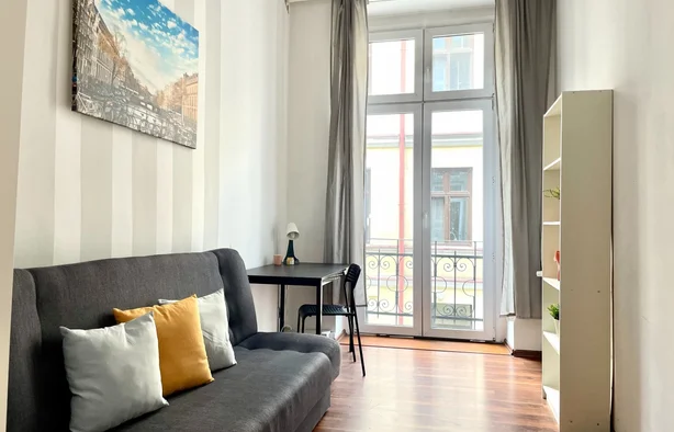 Room no. 3 single, Łódź-1