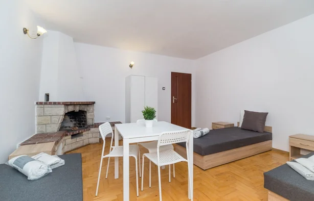 3-osobowy pokój nr 5, Rotmanka-1