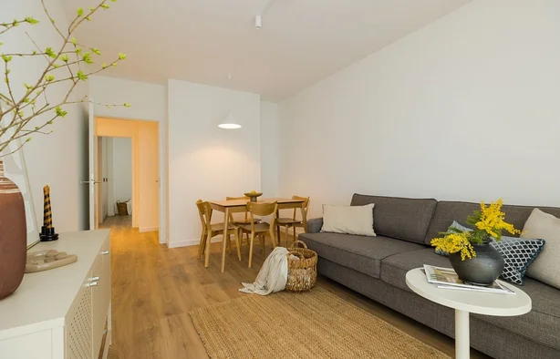2-pokojowe | 44.7 m2 | Balkon | Internet w cenie | Bezpośrednio, Warszawa-1