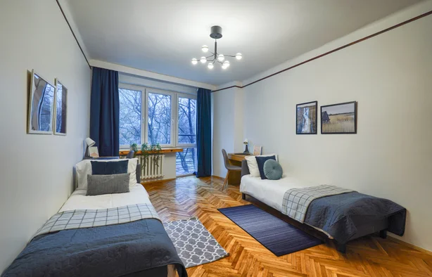 Emilii Plater 27 m 39 Room 1, Warszawa-1