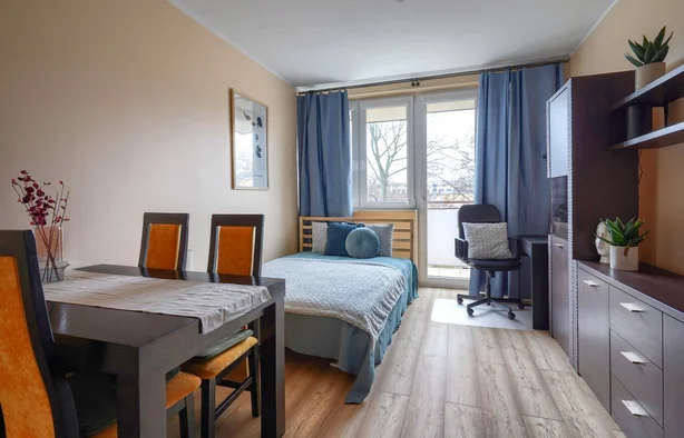 Brożka 2a m 40 Room 2, Warszawa-1