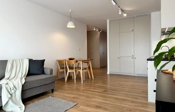 3-pokojowe | 65.0 m2 | Balkon | Internet w cenie | Bezpośrednio, Warszawa-1