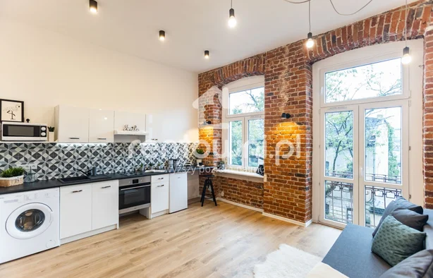 Przestronna kawalerka, ul. Suwalska 7, Łódź, Łódź-1