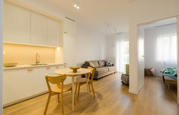 RENT FREE 2 pokoje | Okęcie I 33.72 m2 | Balkon | Internet | Bezpośr., Warszawa-1