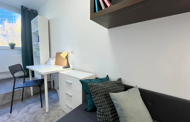 (POWS.103.3.2) Single room, Wrocław-1