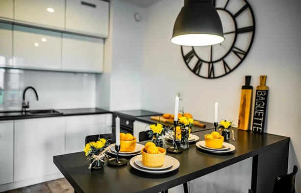 3-room apartment, Gdańska Street 141A / A. Mickiewicza Avenue, Łódź-1