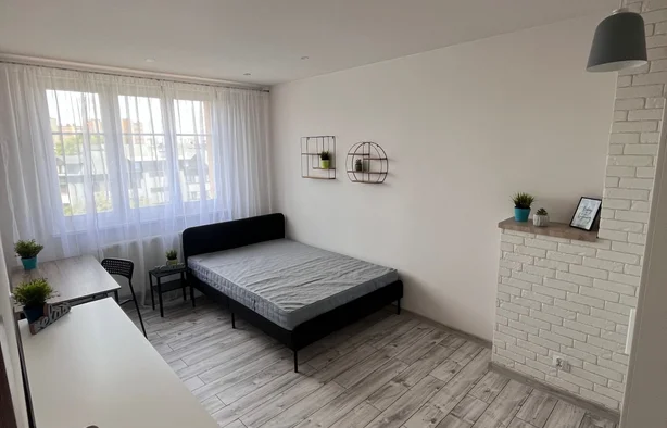 Pokój jednoosobowy nr 1 Sienkiewicza 29, Opole-1