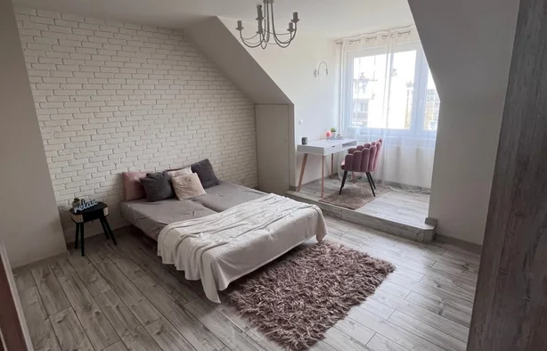 Pokój jednoosobowy nr 2 Sienkiewicza 29, Opole-1