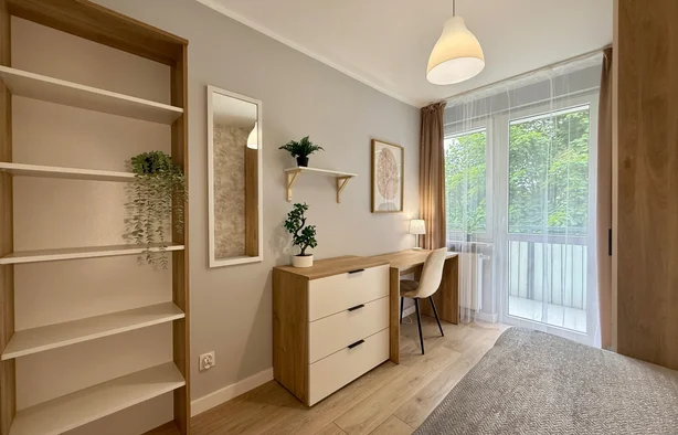 Pokój nr. 4- ul. Kluczowa 10, BIELANY, Warszawa-1