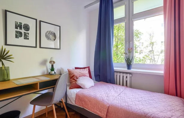 Armii Ludowej 4 m 9 Room 3, Warszawa-1