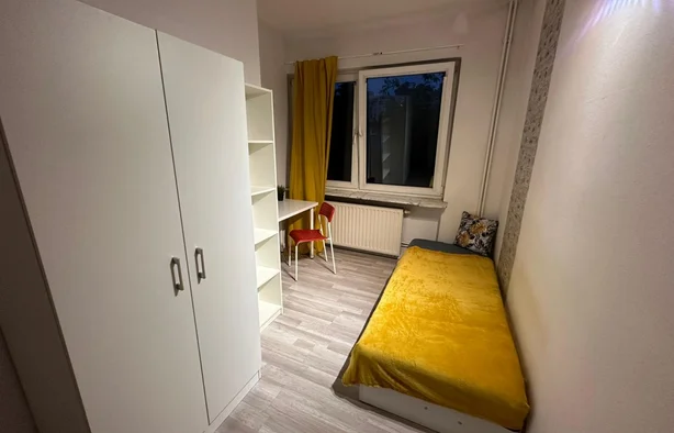 Pokój jednoosobowy #11 przy ul. Wita Stwosza 17b [DLA KOBIET], Warszawa-1