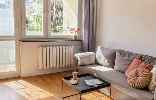 Kawalerka z oddzielną sypialnią i balkonem, Al. Rzeczypospolitej 11, Gdańsk-1