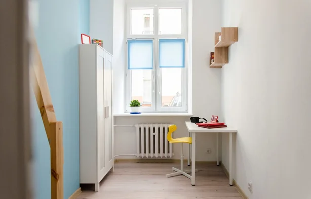 Room No. 3, Żeromskiego Street 27, Łódź-1