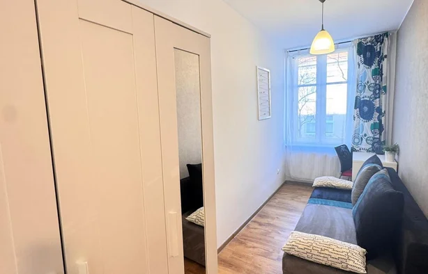 Kolejowa 40/10/2, Poznań-1