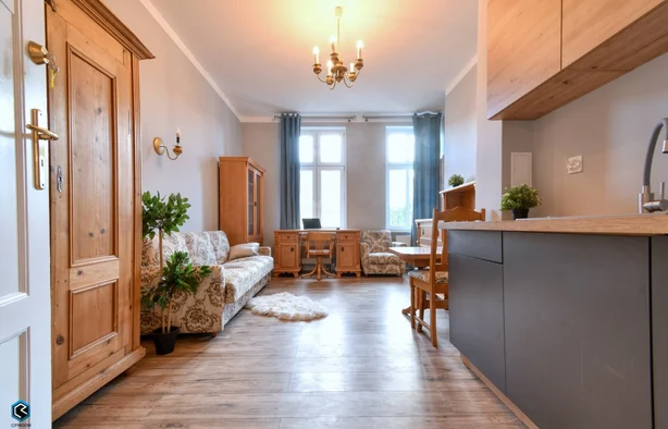 | Studio apartment 25m2 | City Center | Półwiejska Street 35 |, Poznań-1