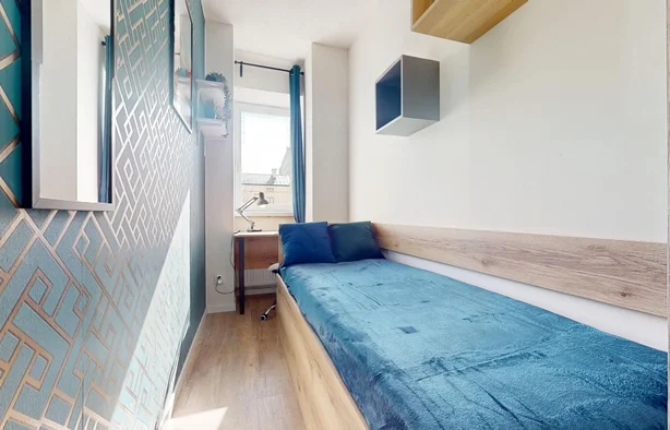 Pokój jednoosobowy #4 przy ul. Wolność 2/1, Warszawa-1