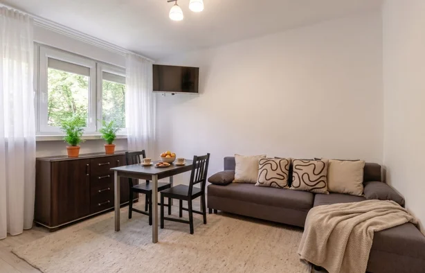 Babickiego 2, studio apartment, Łódź-1
