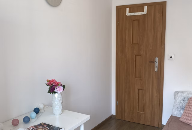 (UNITS 146.104.3) Single room