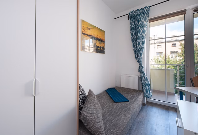Pokój 1-osobowy  nr 3 z balkonem przy Żeromskiego 51