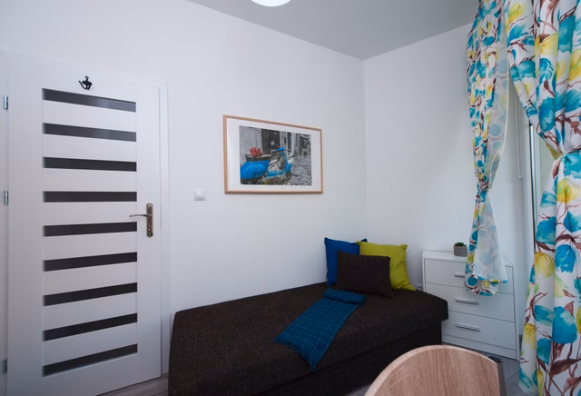 Pokój 1-osobowy nr 4 z balkonem przy Żeromskiego 51