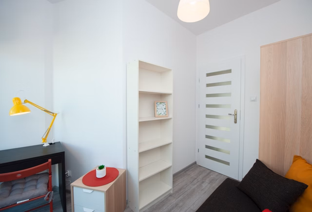 Pokój 1-osobowy  nr 3 z balkonem przy Żeromskiego 51