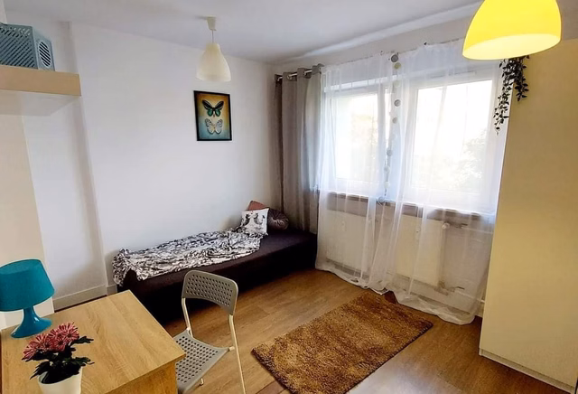 Pokój 1-osobowy, nr.2, os. Oświecenia 9/21