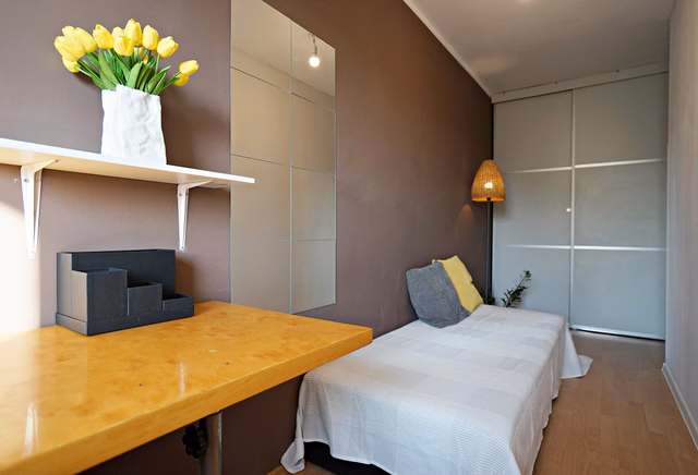 (ZERO.28.7.3) Single room