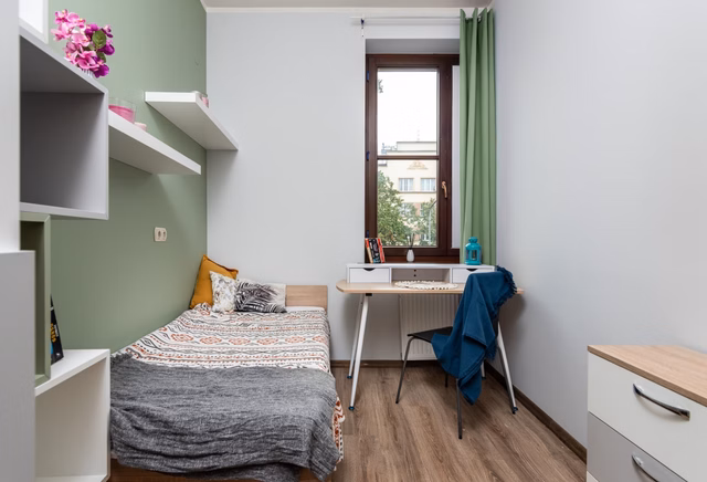 Piękny pokój jednoosobowy w kamienicy, centrum, Nowy Kleparz (5)