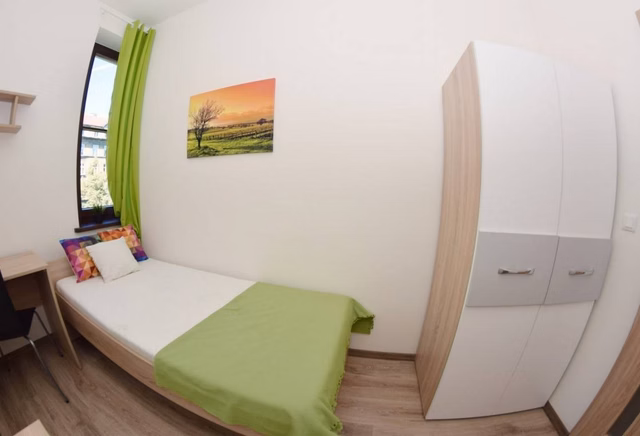 Przytulny pokój jednoosobowy w kamienicy, centrum, Nowy Kleparz