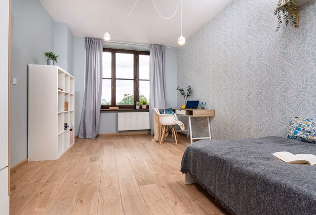 Duża jedynka w ścisłym centrum, Nowy Kleparz, Długa